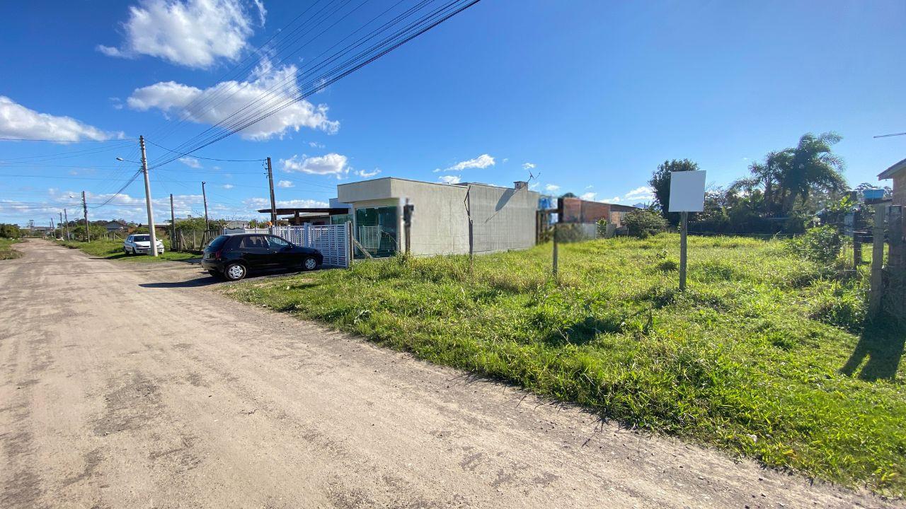 Terreno Residencial à Venda em Arroio do Sal - Bairro Quatro Lagos