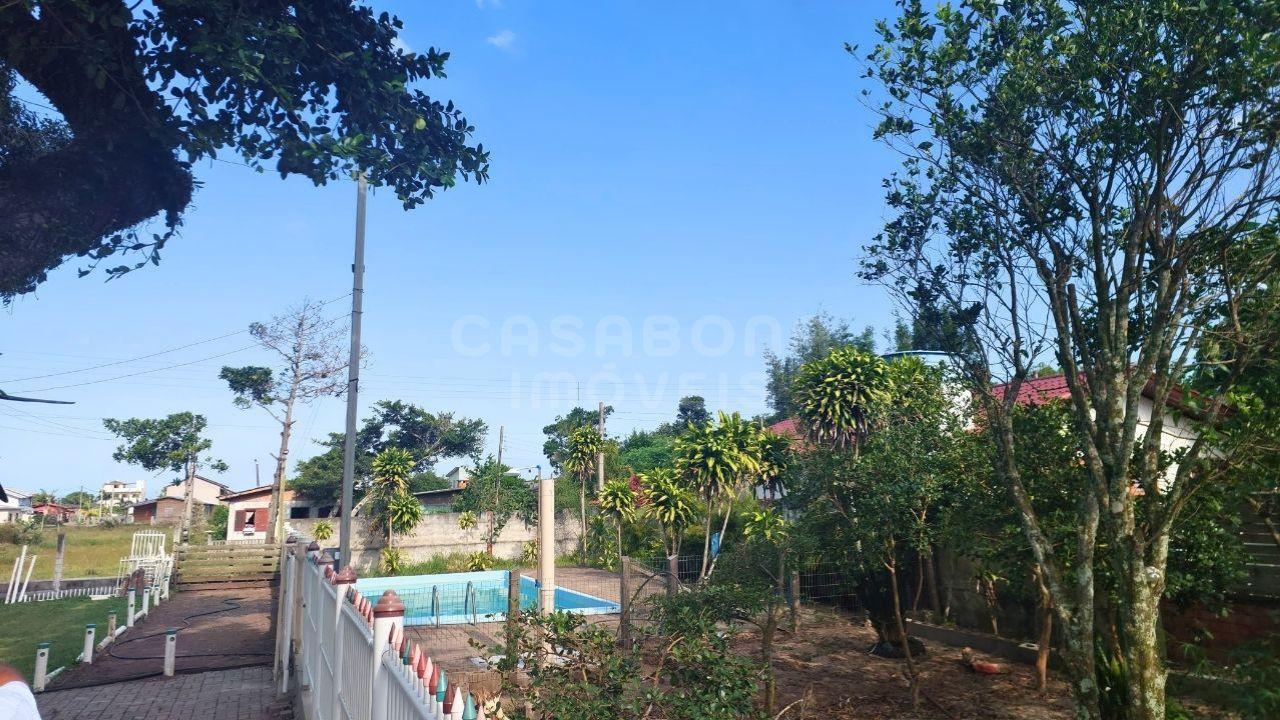 Casa Espaçosa em Bismar, Arroio do Sal: Conforto e Proximidade