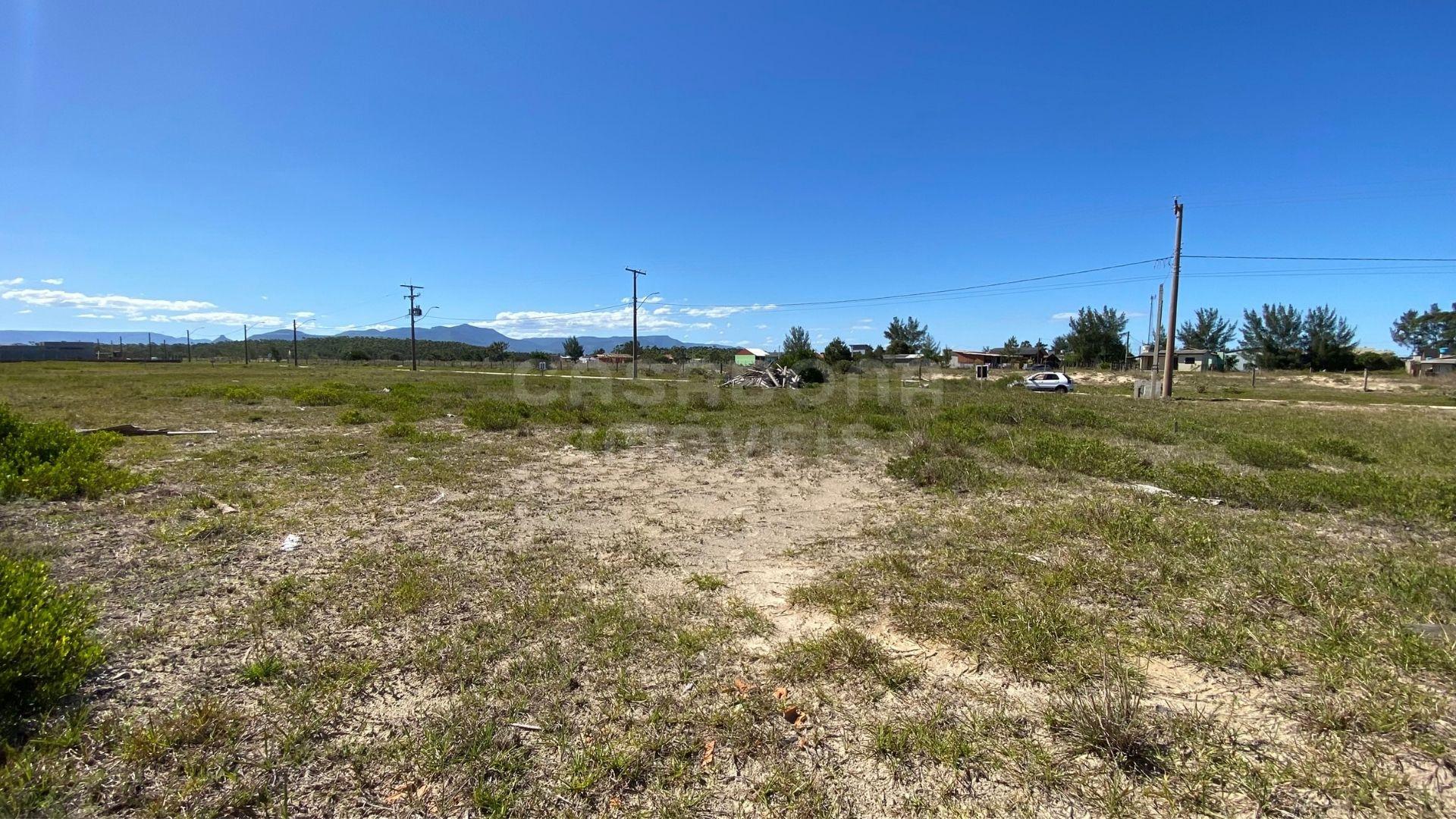 Terreno Amplo e Bem Localizado no Loteamento Esmeralda em Arroio do Sal