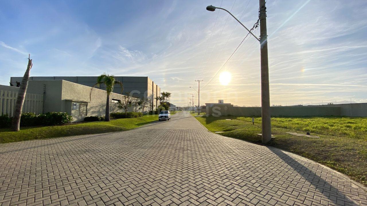 Terreno em Condomínio Fechado - Arenas Curumim: Onde Conforto e Lazer Se Encontram