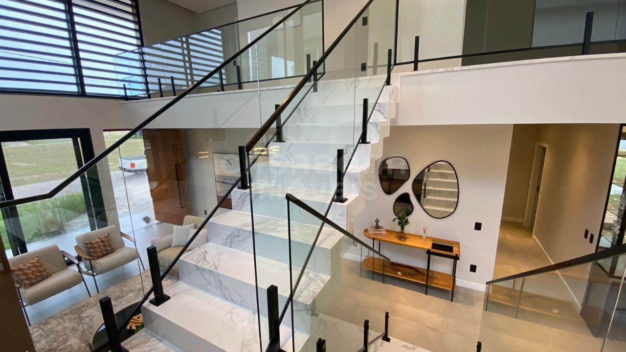 Casa Alto Padrão no Condomínio Arenas Curumim – Capão da Canoa