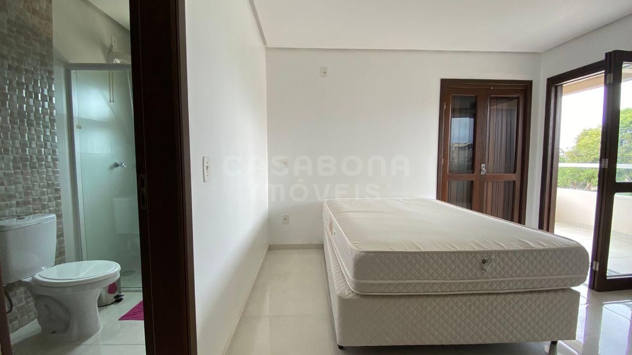 Casa de Esquina no Centro de Arroio do Sal