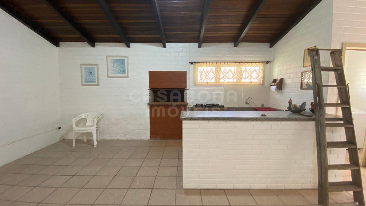 Refúgio à Beira-Mar: Linda Residência no Balneário Rondinha Nova