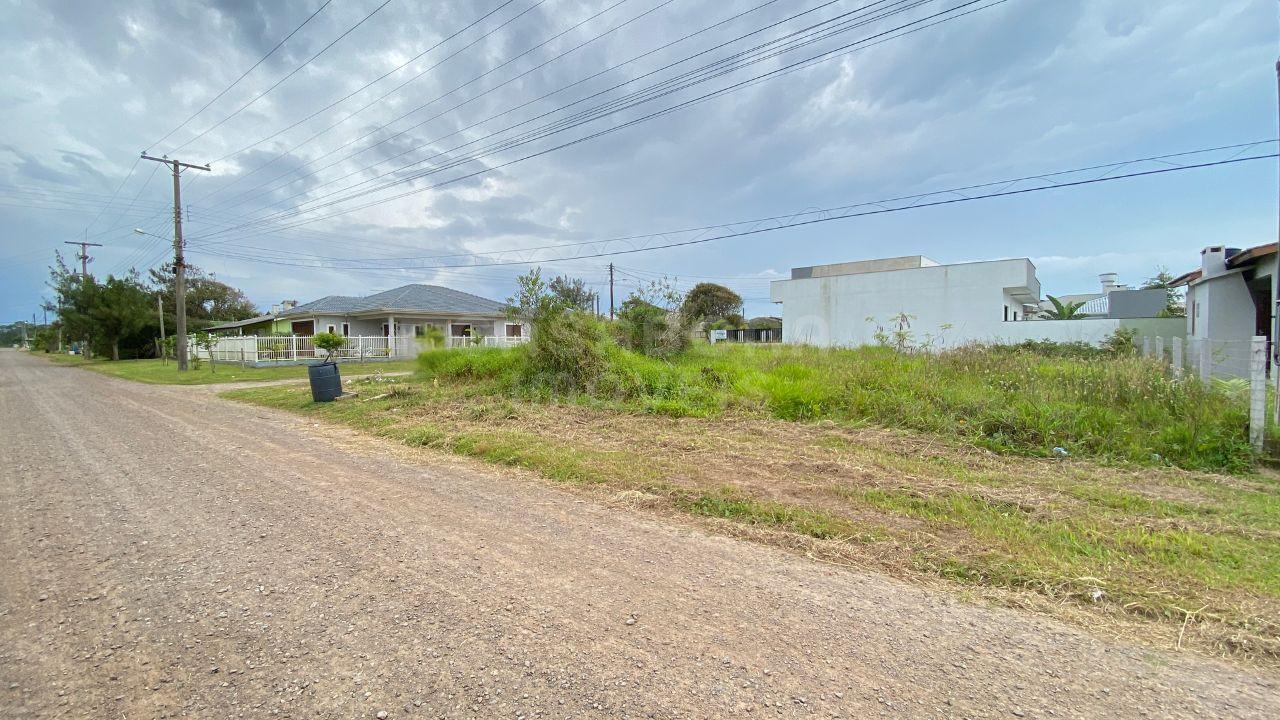 Terreno à Venda - Lote de Esquina em Arroio do Sal, Bairro Sereia do Mar