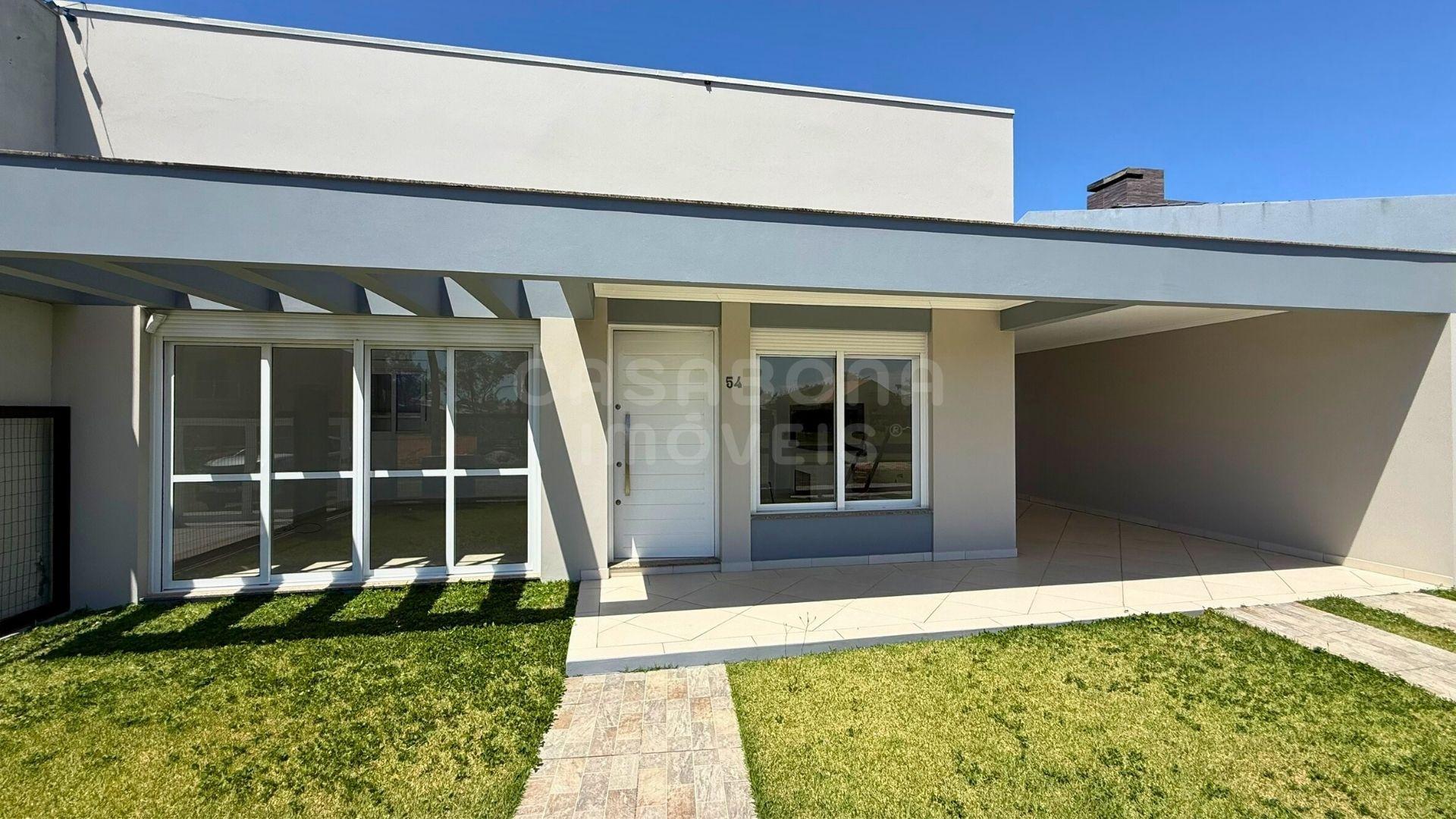 Casa à Venda em Arroio do Sal - Bairro São Pedro, a 50m da Praia