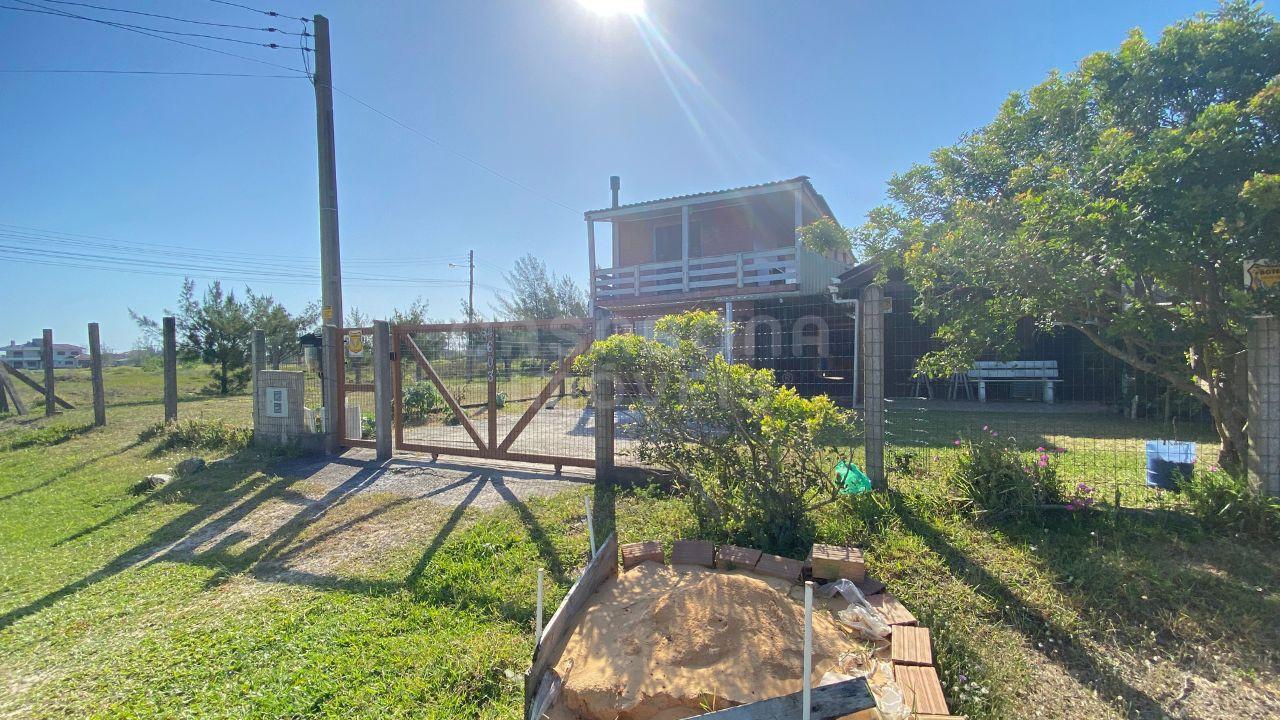 Aconchegante Casa no Bairro Alfa em Arroio do Sal
