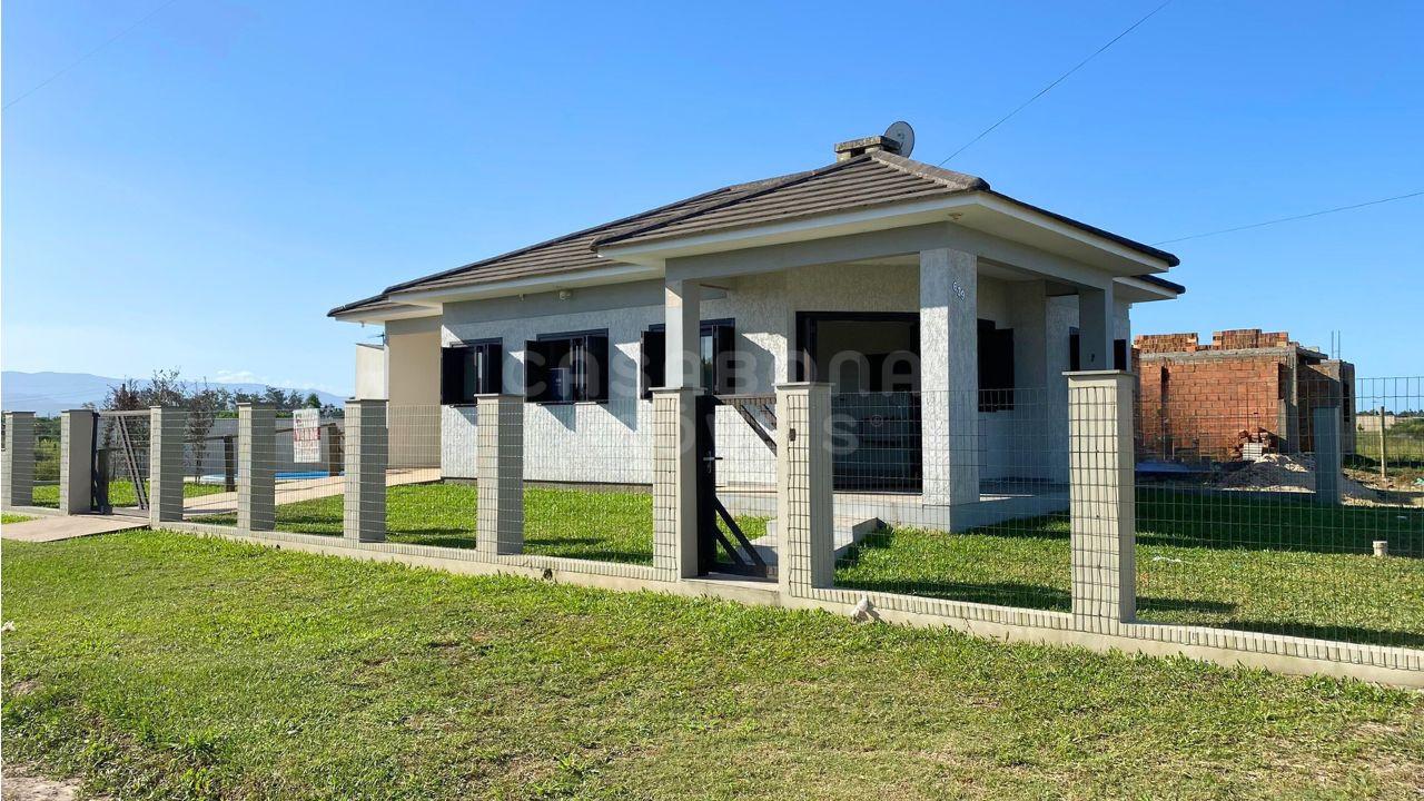 Charmosa Casa de Esquina em Arroio do Sal, Quatro Lagos