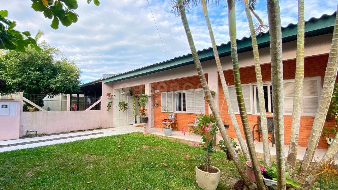 Casa Charmosa Próxima ao Mar em Arroio do Sal