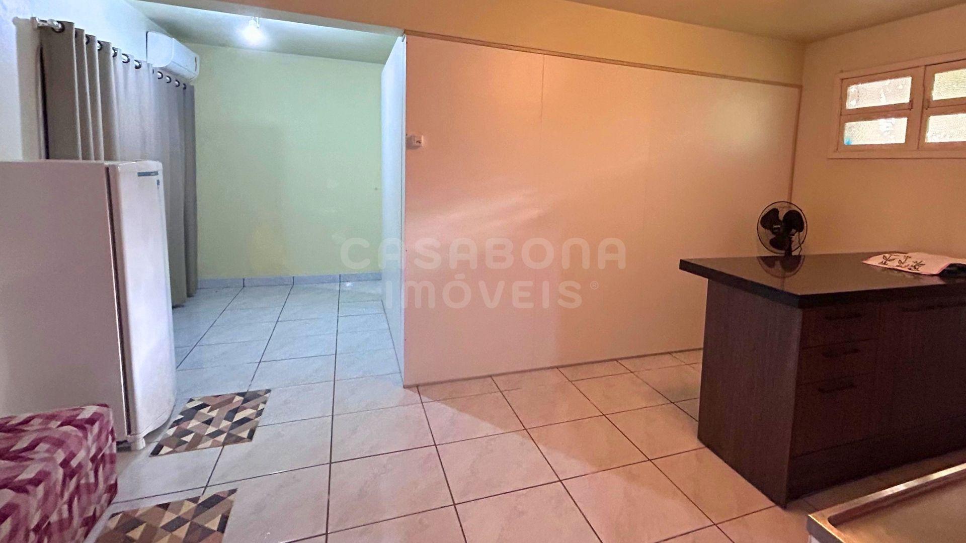Casa com amplo pátio no Jardim Olívia – 300 metros do mar