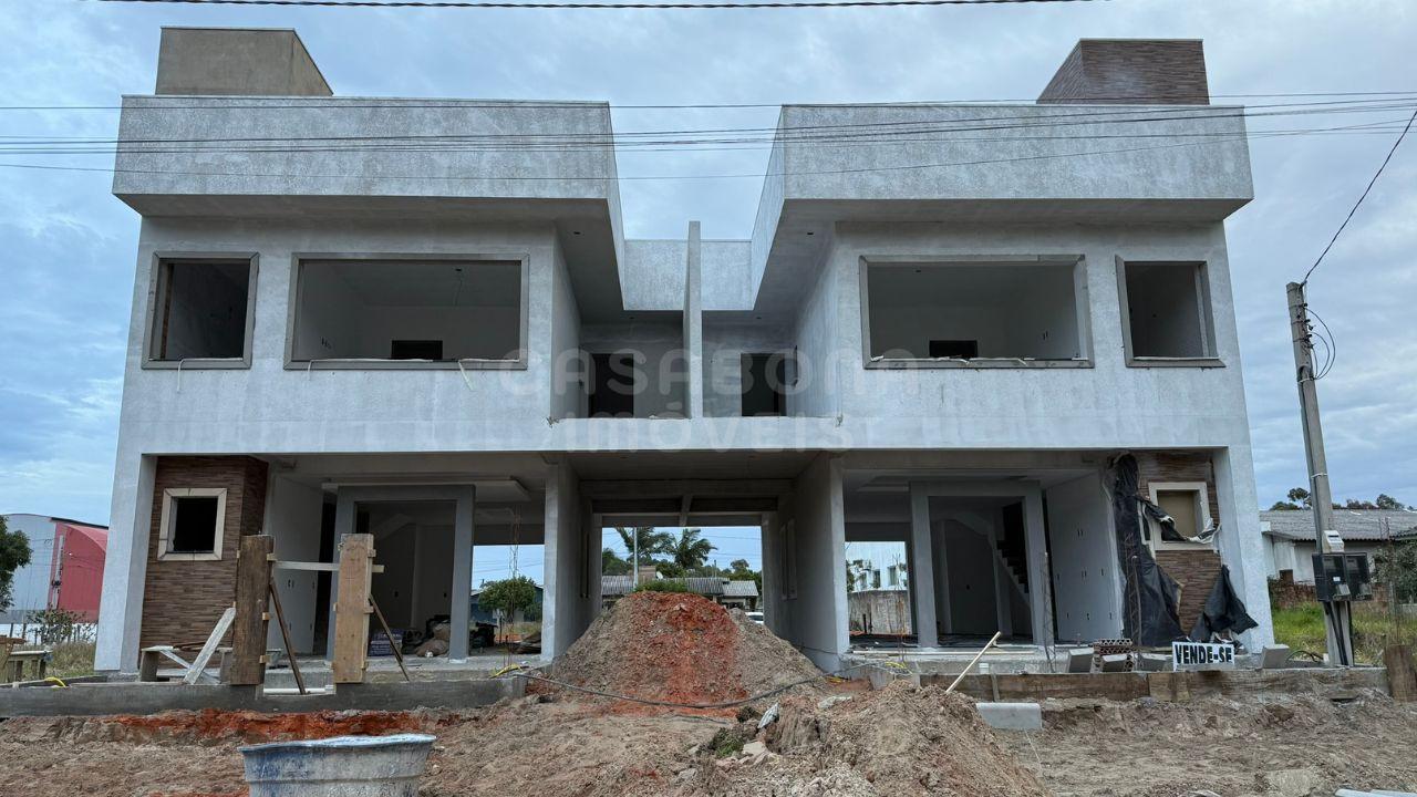 Casa à Venda no Jardim Raiante - Arroio do Sal