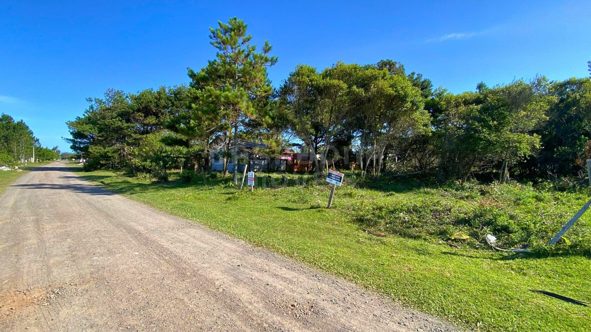 Terreno 11 x 29,7 no Balneário Figueirinha – Amplitude, Valorização e Excelente Iluminação