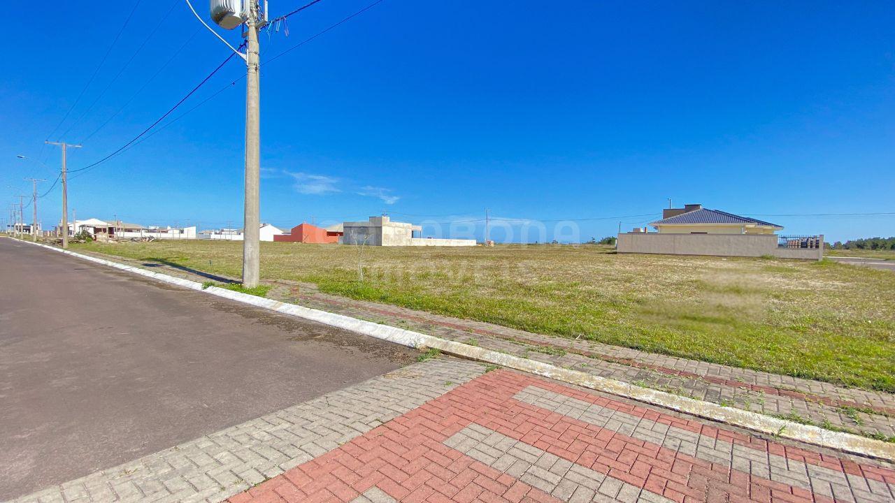 Lote de Esquina em Arroio do Sal: A Oportunidade Ideal para Seu Novo Lar