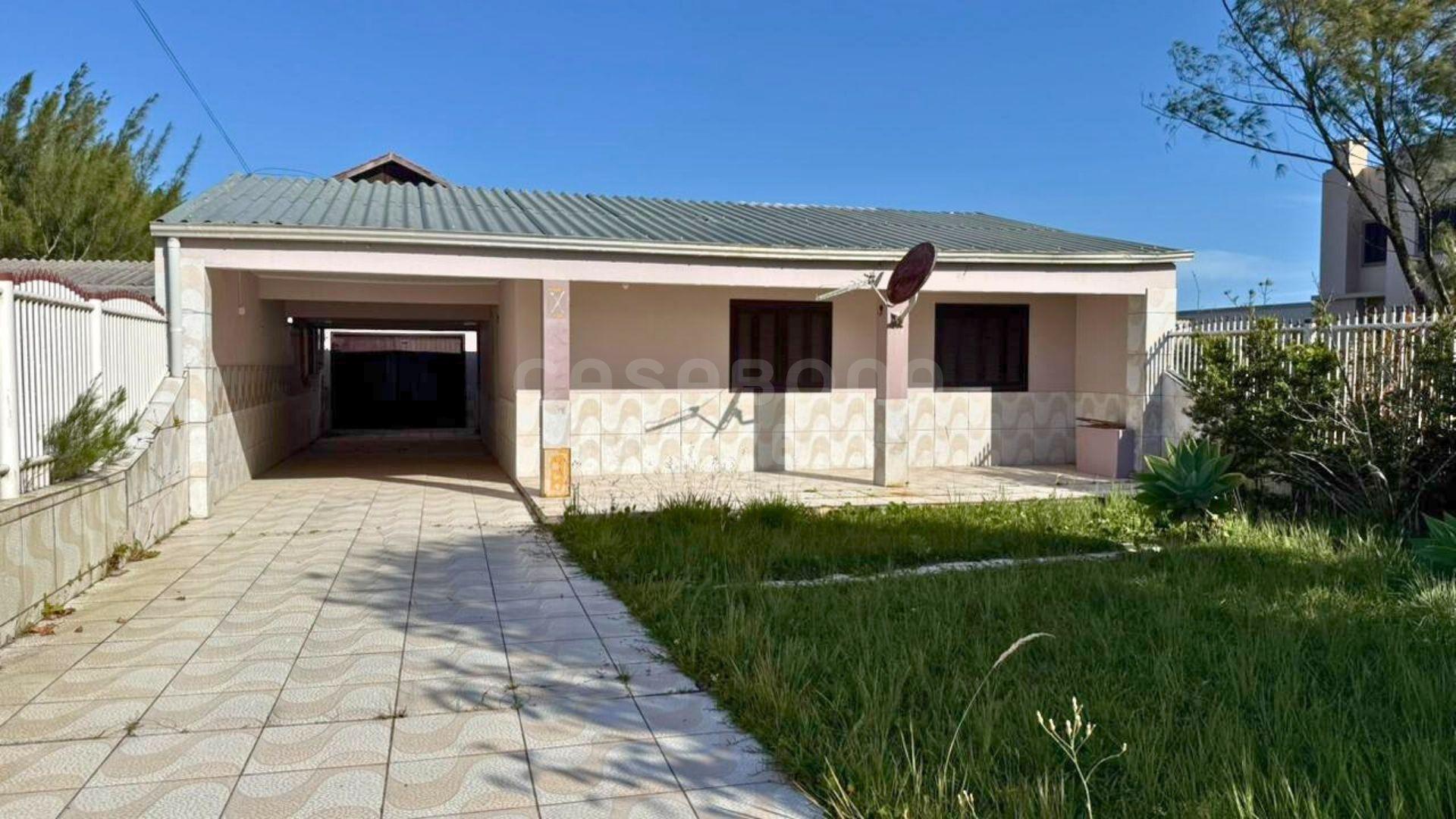 Casa a 100 metros do mar em Arroio do Sal – conforto e localização privilegiada