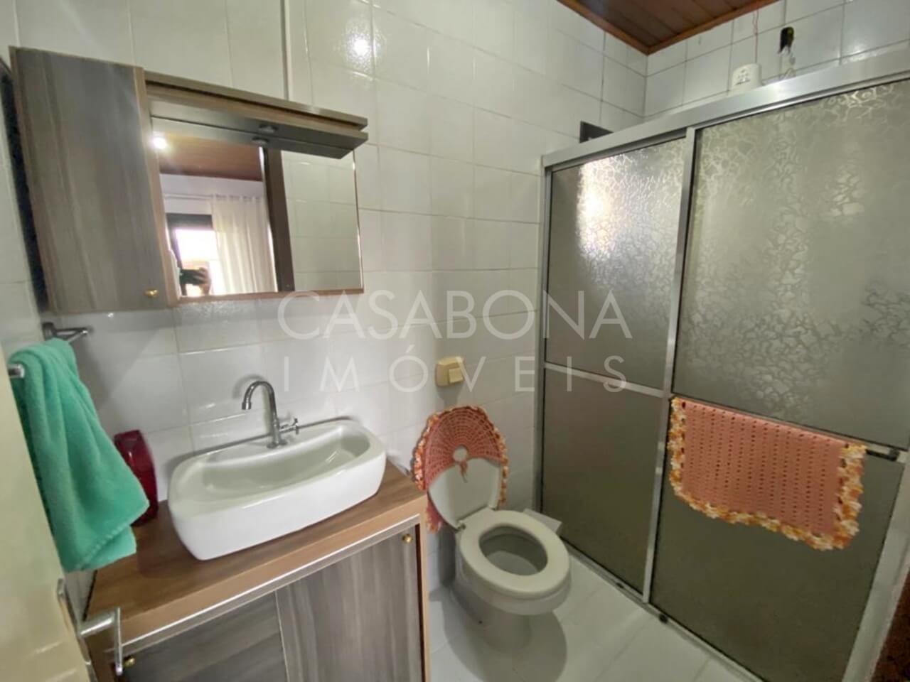 Conforto e praticidade a poucos metros do mar na Areias Brancas