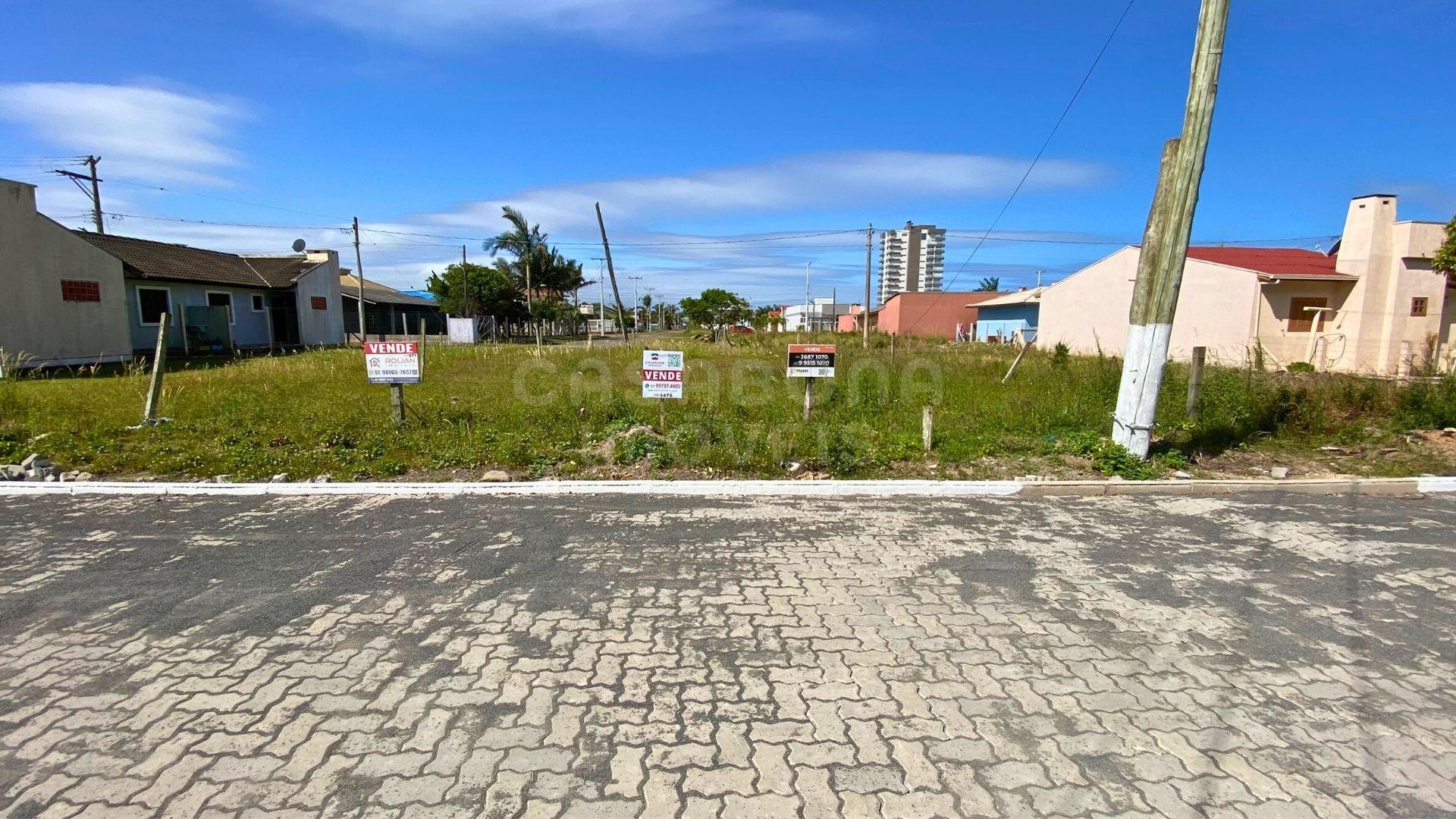 Terreno 12 x 25 no Balneário Figueirinha – Espaço, Tranquilidade e Excelente Localização