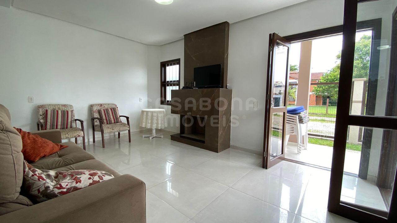 Casa de Esquina no Centro de Arroio do Sal