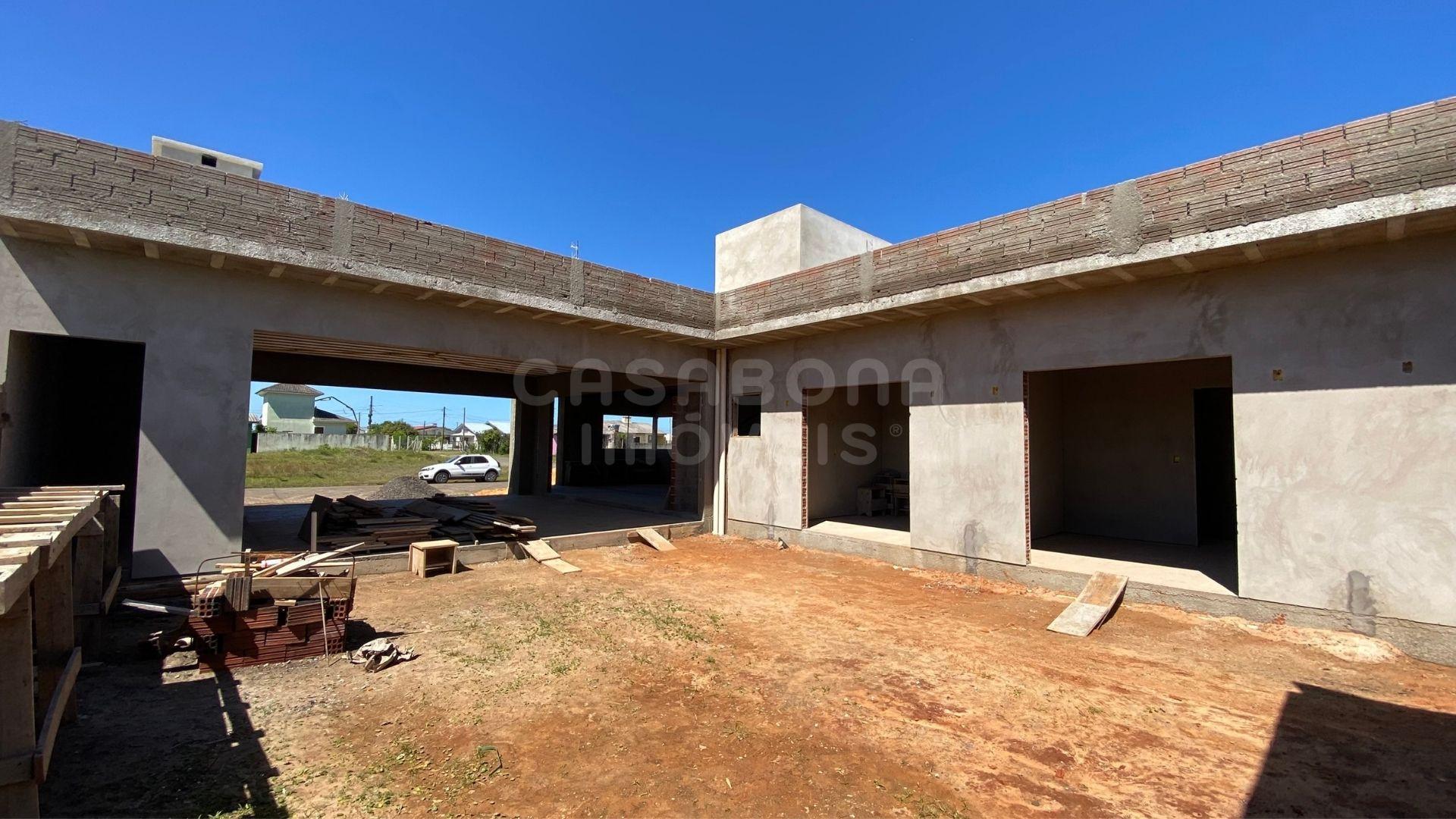 Charmosa Casa de Esquina em Arroio do Sal