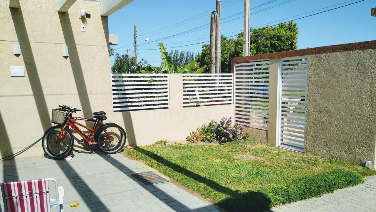 Casa à Venda em Terra de Areia - Bairro Curumim, a 800m do Mar