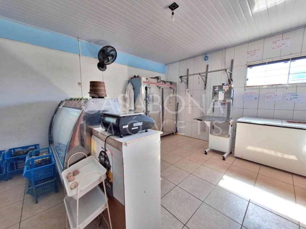 Oportunidade de Negócio: Ponto de Supermercado com Terreno Amplo