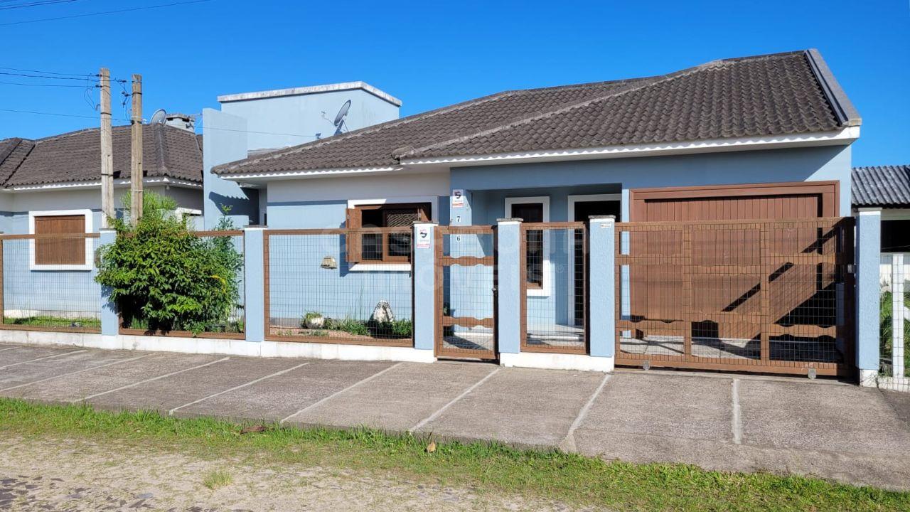 Casa Mobiliada em Arroio do Sal - Bairro Quatro Lagos