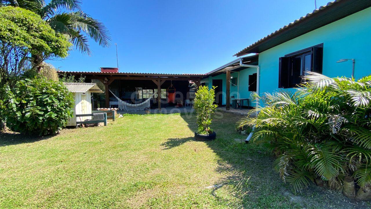 Casa à Venda em Arroio do Sal - Bairro Rondinha Nova