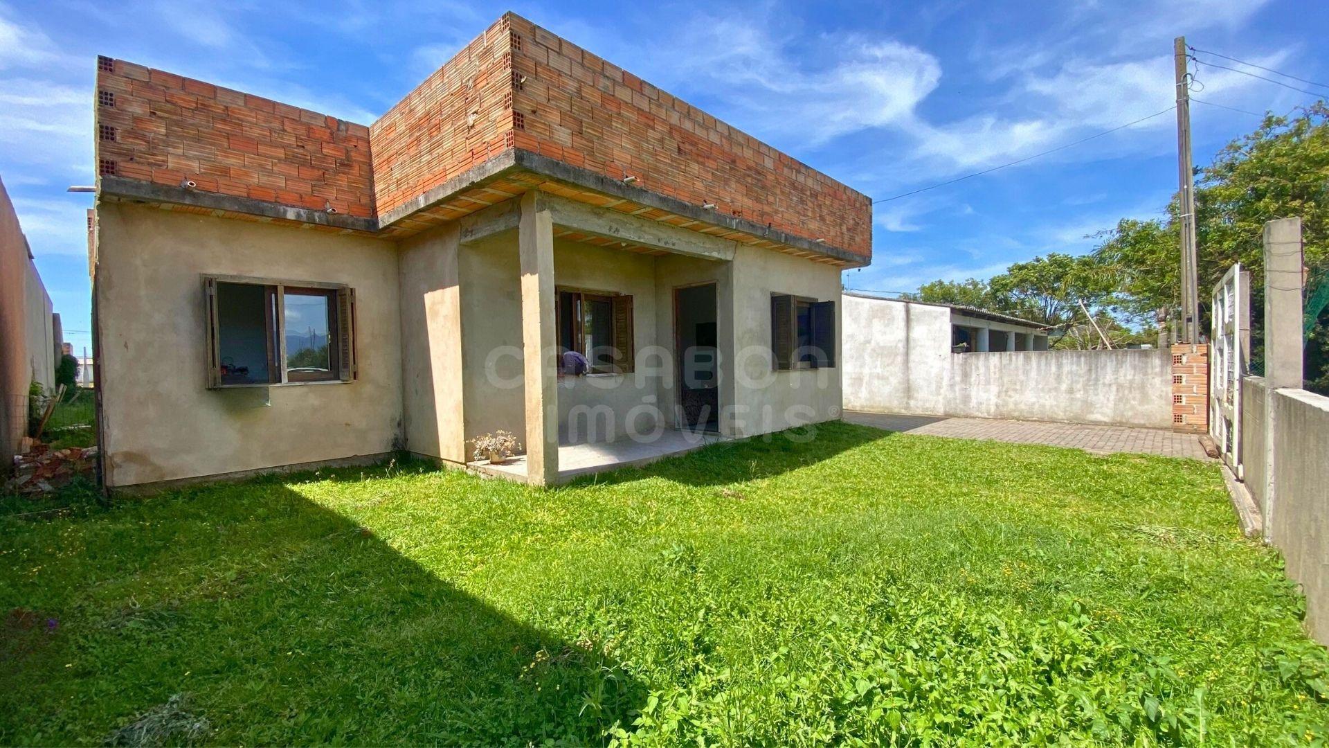 Casa com Piscina e Suíte no Bairro Quatro Lagos em Arroio do Sal