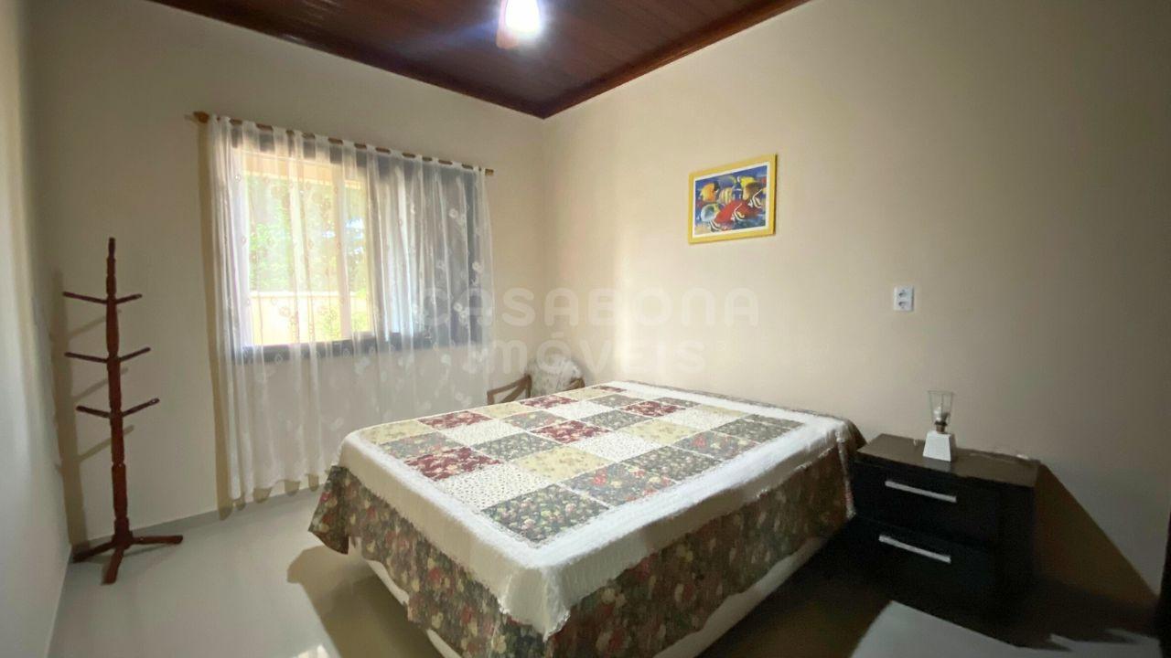 Excelente Casa à Venda em Torres - Bairro Paraíso