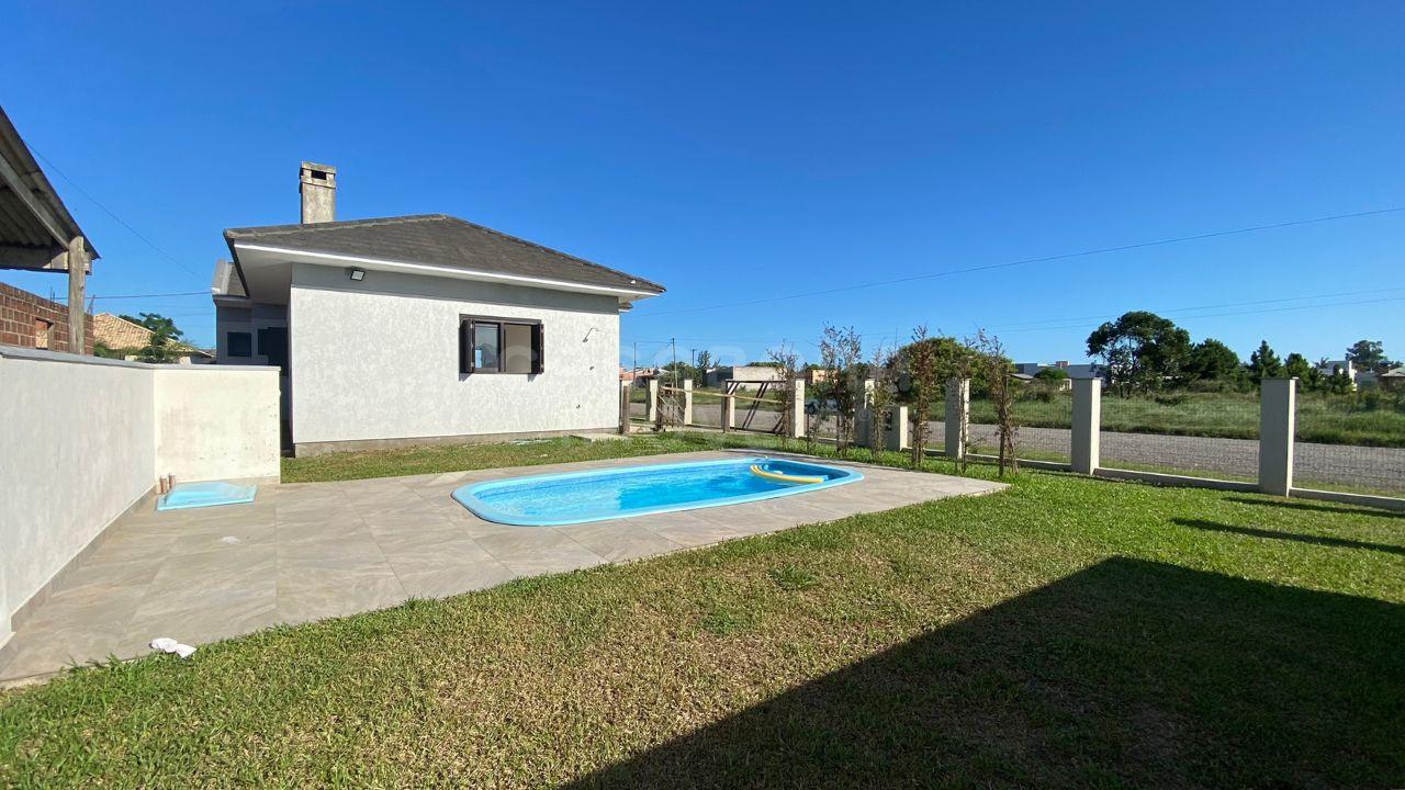 Charmosa Casa de Esquina em Arroio do Sal, Quatro Lagos