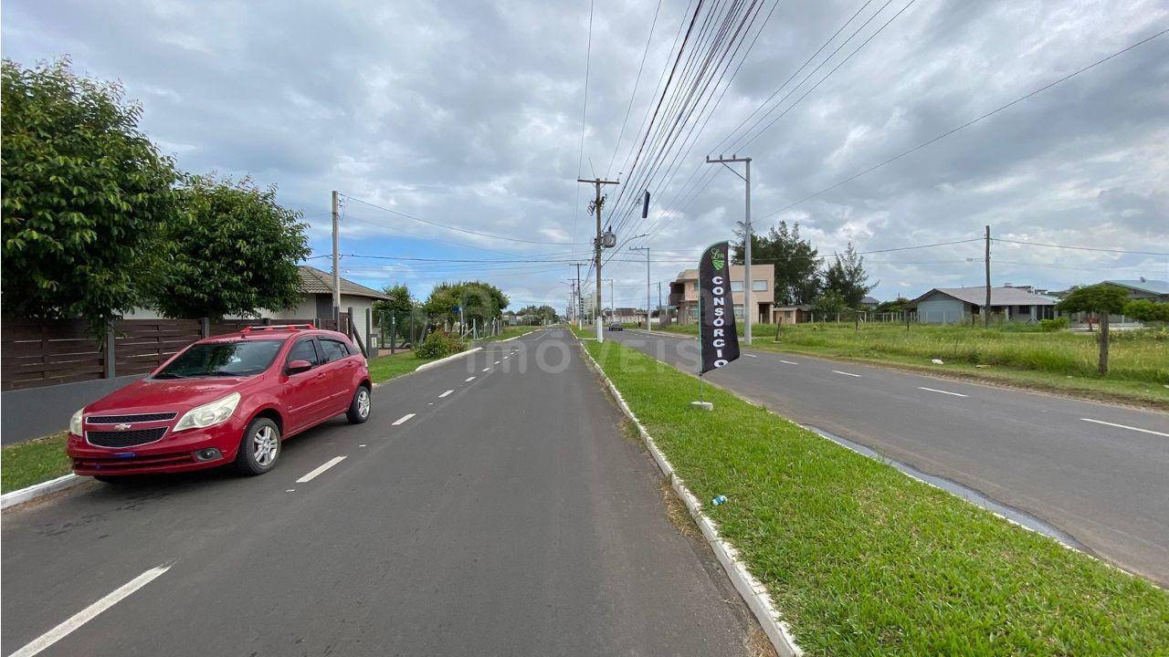 Lindo Terreno no Bairro Camboim: Pronto para Construir a 100 Metros do Mar