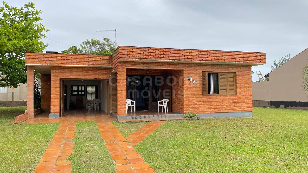 Casa à Venda no Jardim Olivia, Arroio do Sal  