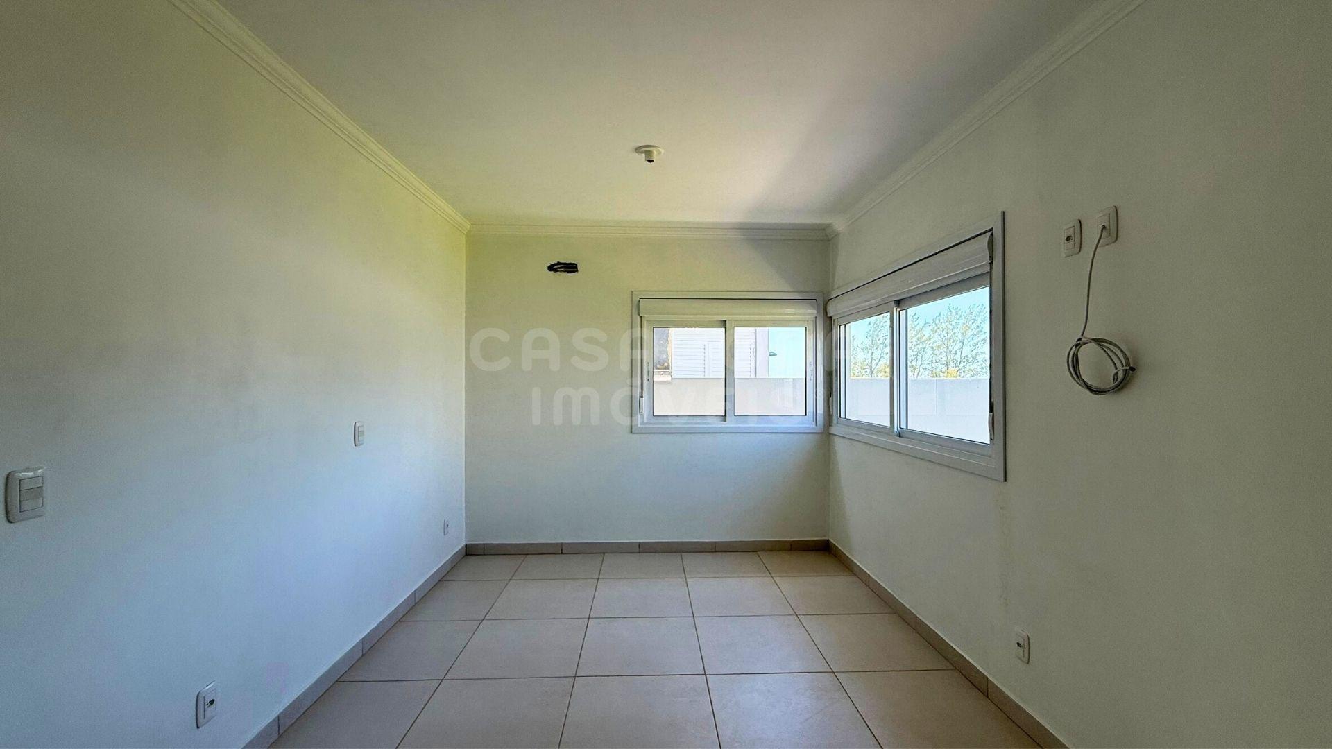 Casa à Venda em Arroio do Sal - Bairro São Pedro, a 50m da Praia