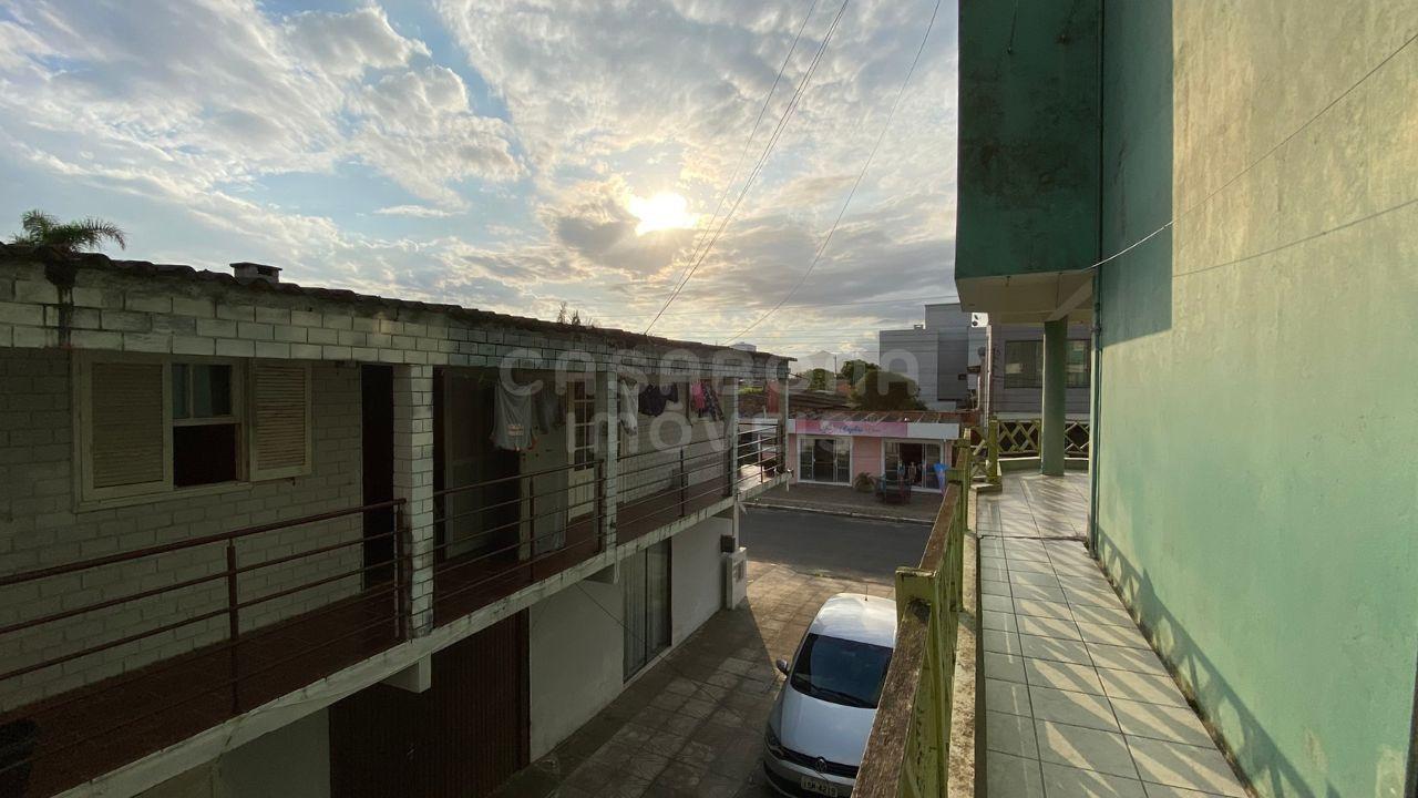 Amplo Apartamento no Centro de Arroio do Sal