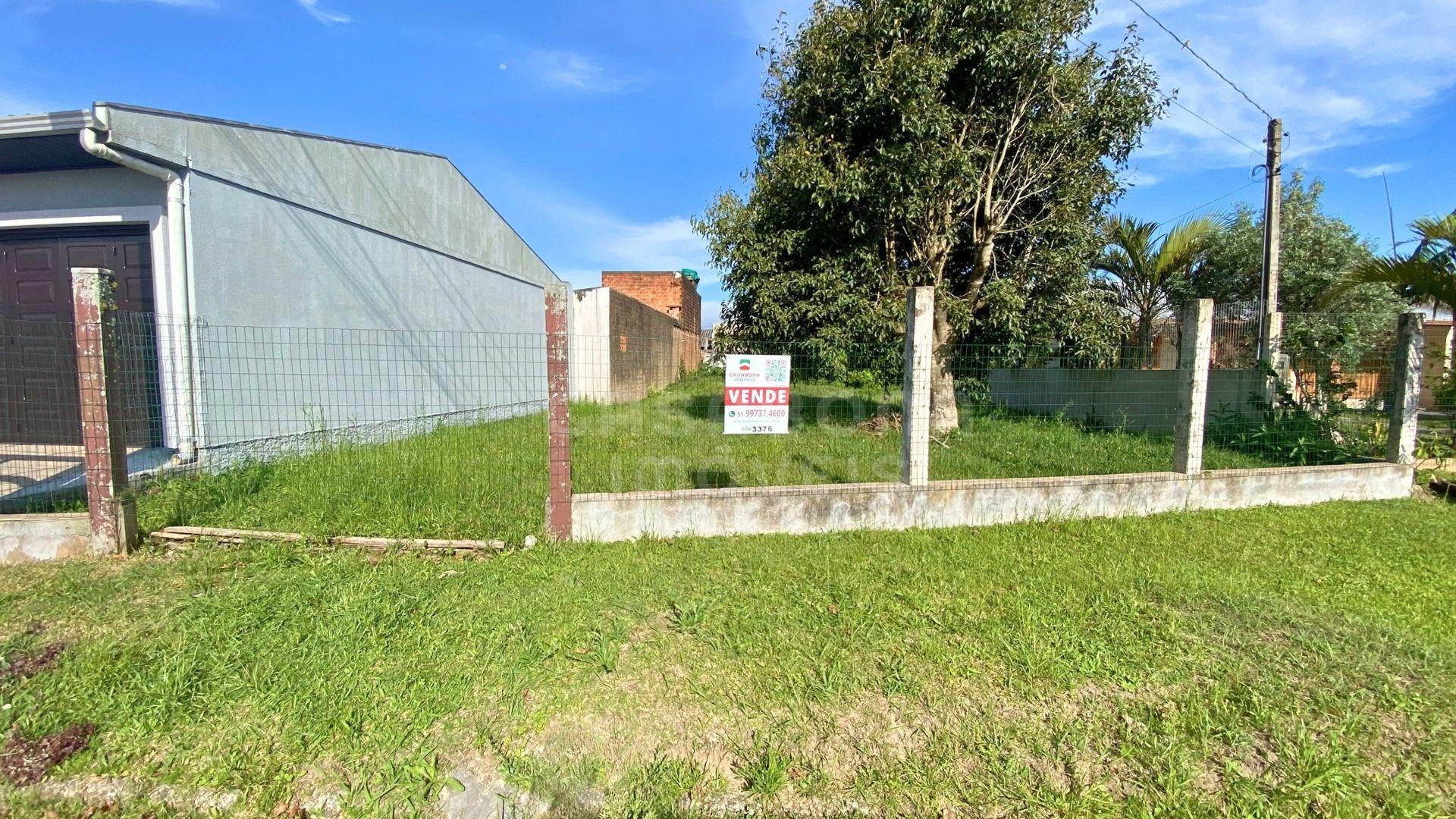 Terreno amplo no bairro Malinsky – localização privilegiada e próximo ao mar