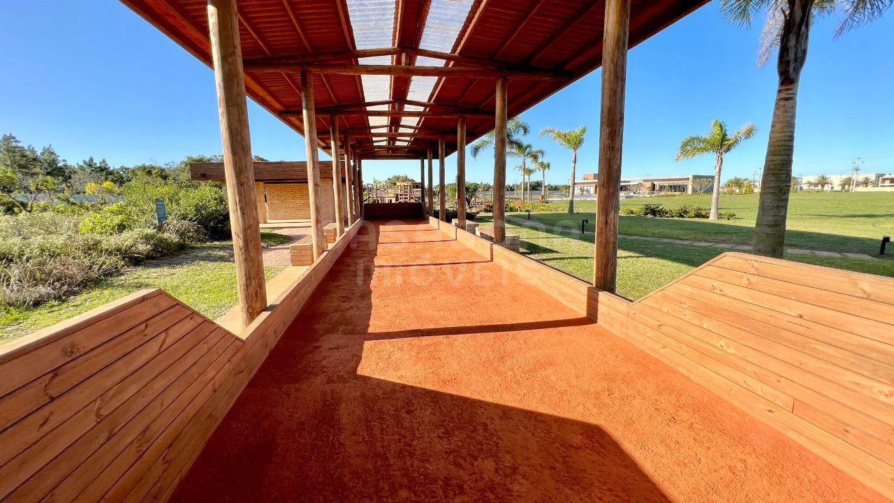 Terreno à Venda no Condomínio Arenas Curumim - Capão da Canoa