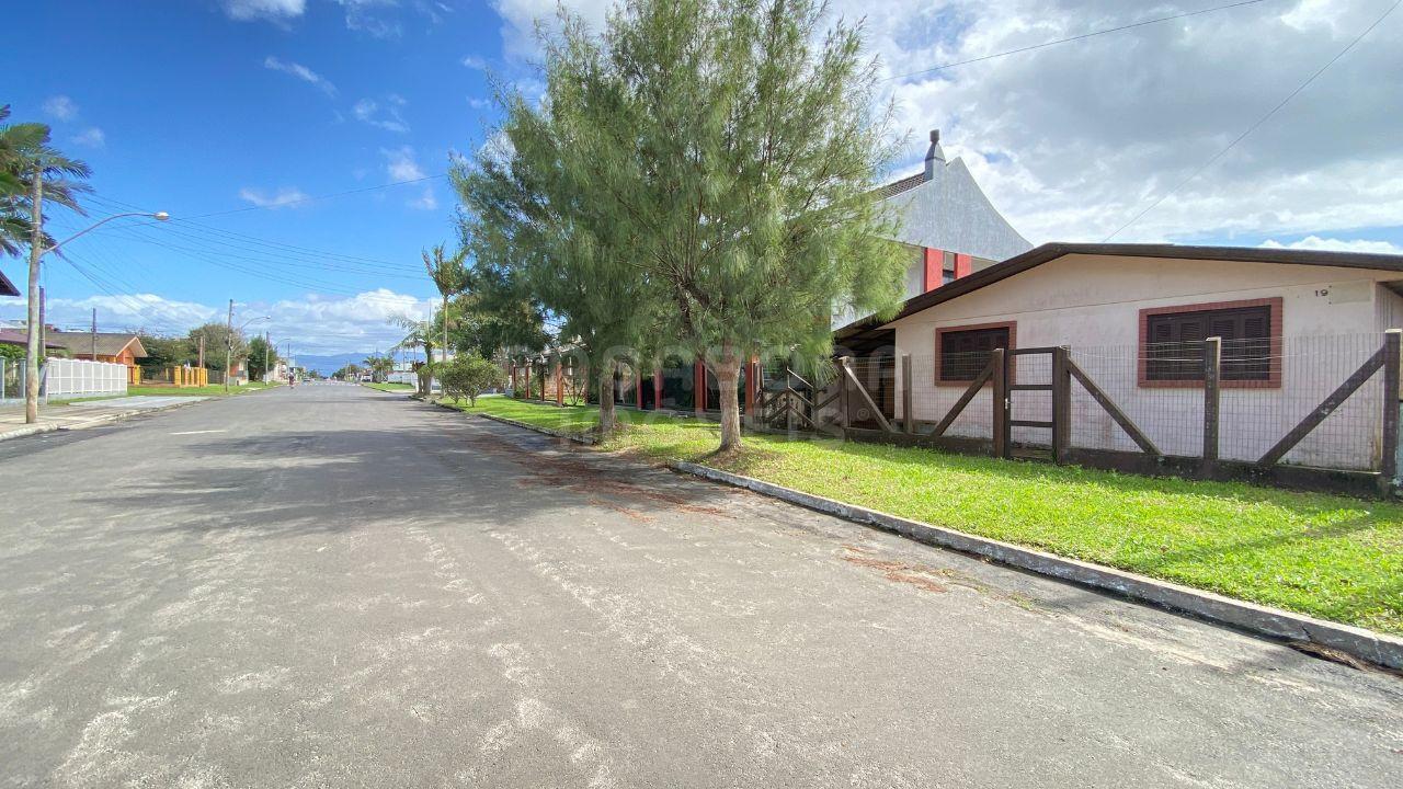 Oportunidade em Areias Brancas – 3 Moradias Mobiliadas