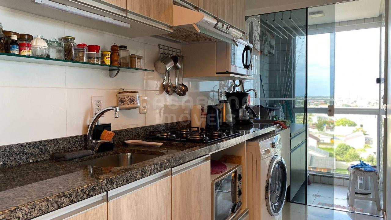 Apartamento Encanto Praia: Conforto e Praticidade a 300 Metros do Mar