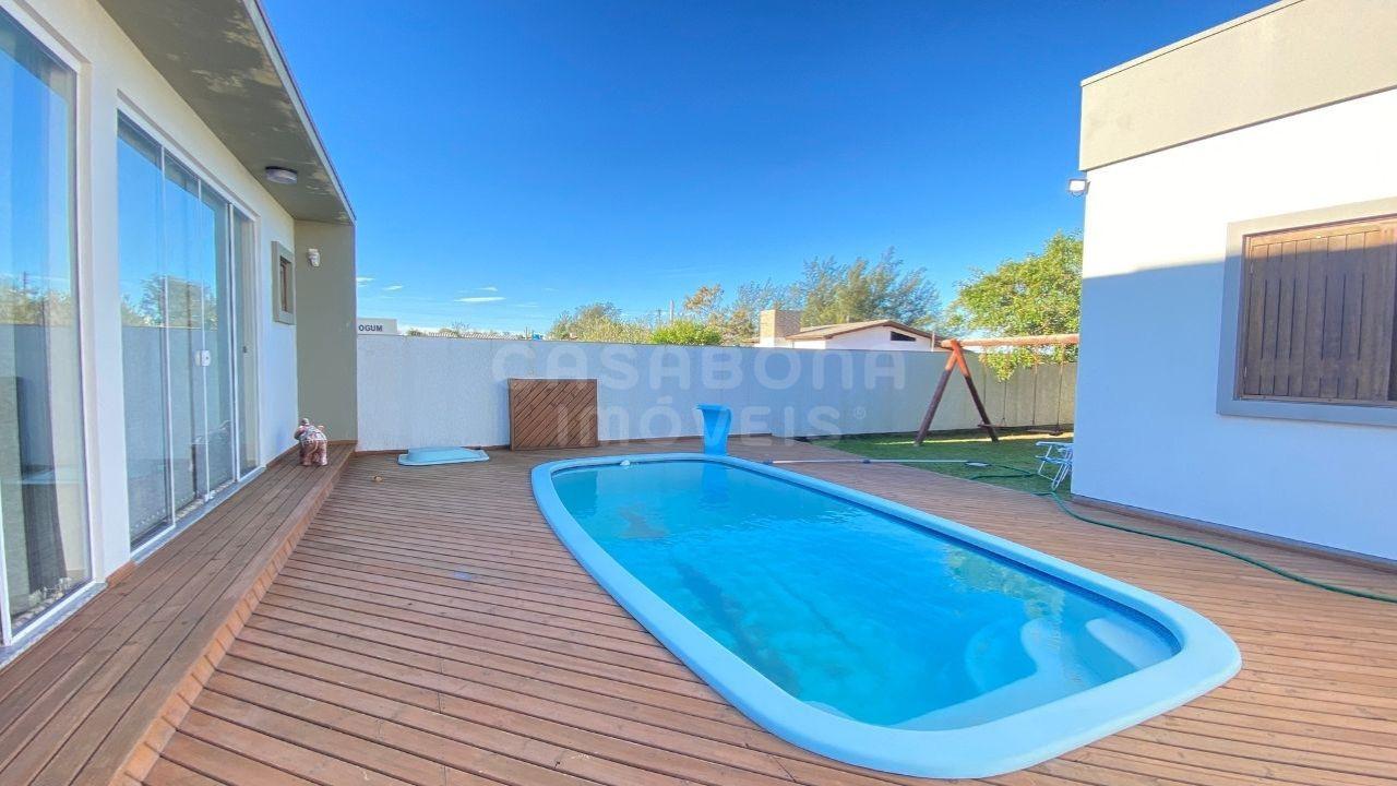 Casa Aconchegante com Piscina a Poucos Passos da Praia
