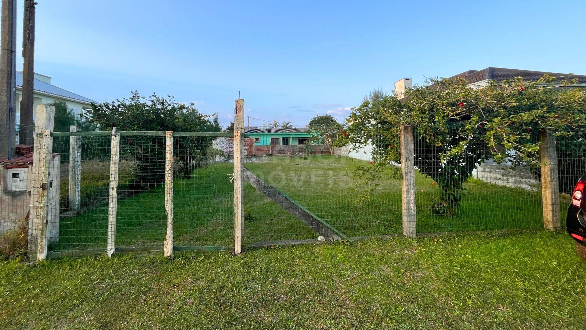 Terreno pronto para construir a apenas 175m do mar!