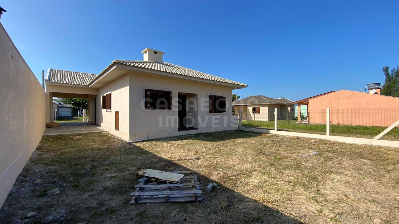 Casa com Lareira a 600m do Mar no Bairro Marambaia – Arroio do Sal