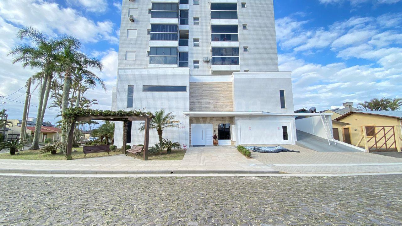 Apartamento Encanto Praia: Conforto e Praticidade a 300 Metros do Mar