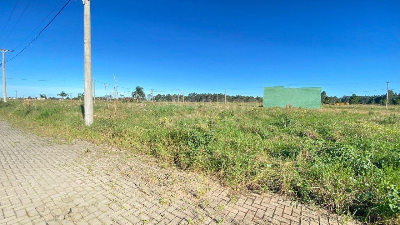 Terreno com frente norte no Loteamento Mar Del Plata