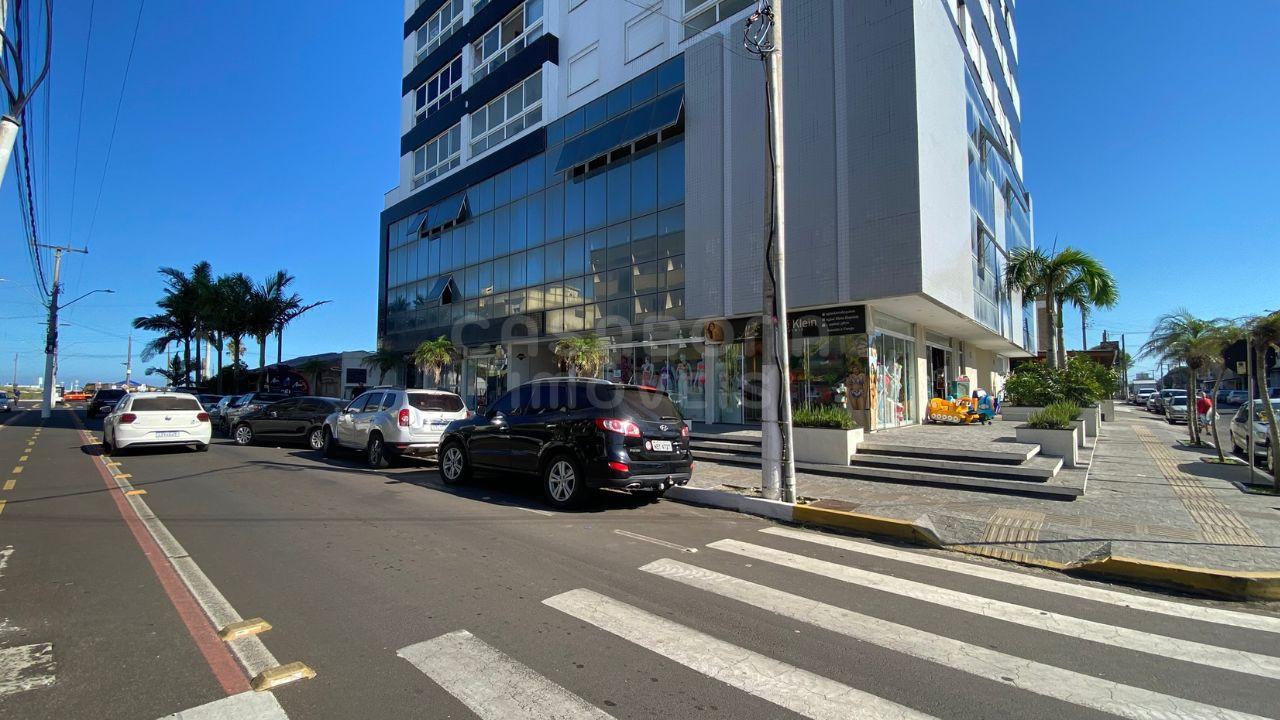 Apartamento à Beira-Mar em Arroio do Sal: Sua Chance de Viver Perto da Praia