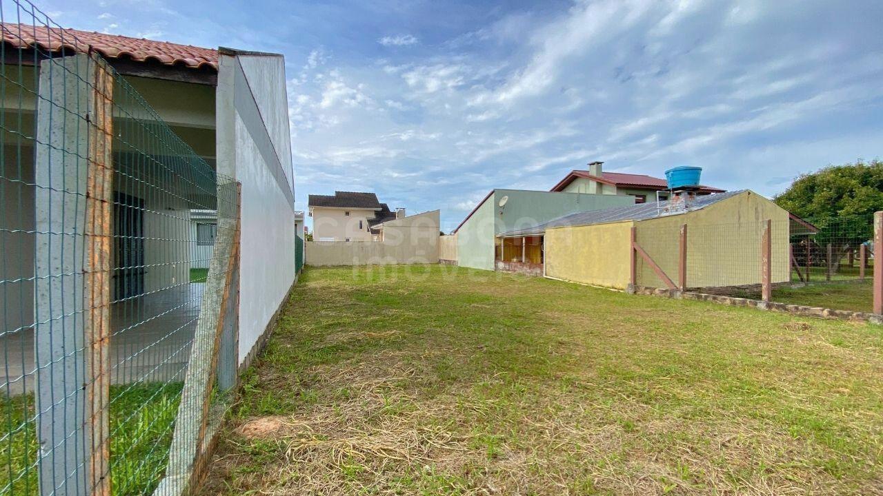Terreno Amplo a Poucos Passos da Praia em Âncora, Arroio do Sal