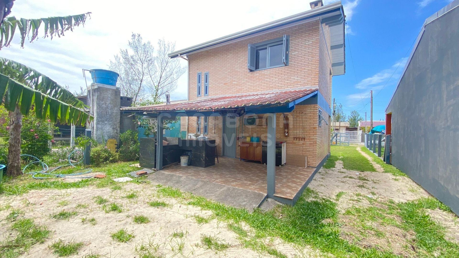 Casa mobiliada à venda no Jardim Olívia – conforto e praticidade a poucos metros do mar