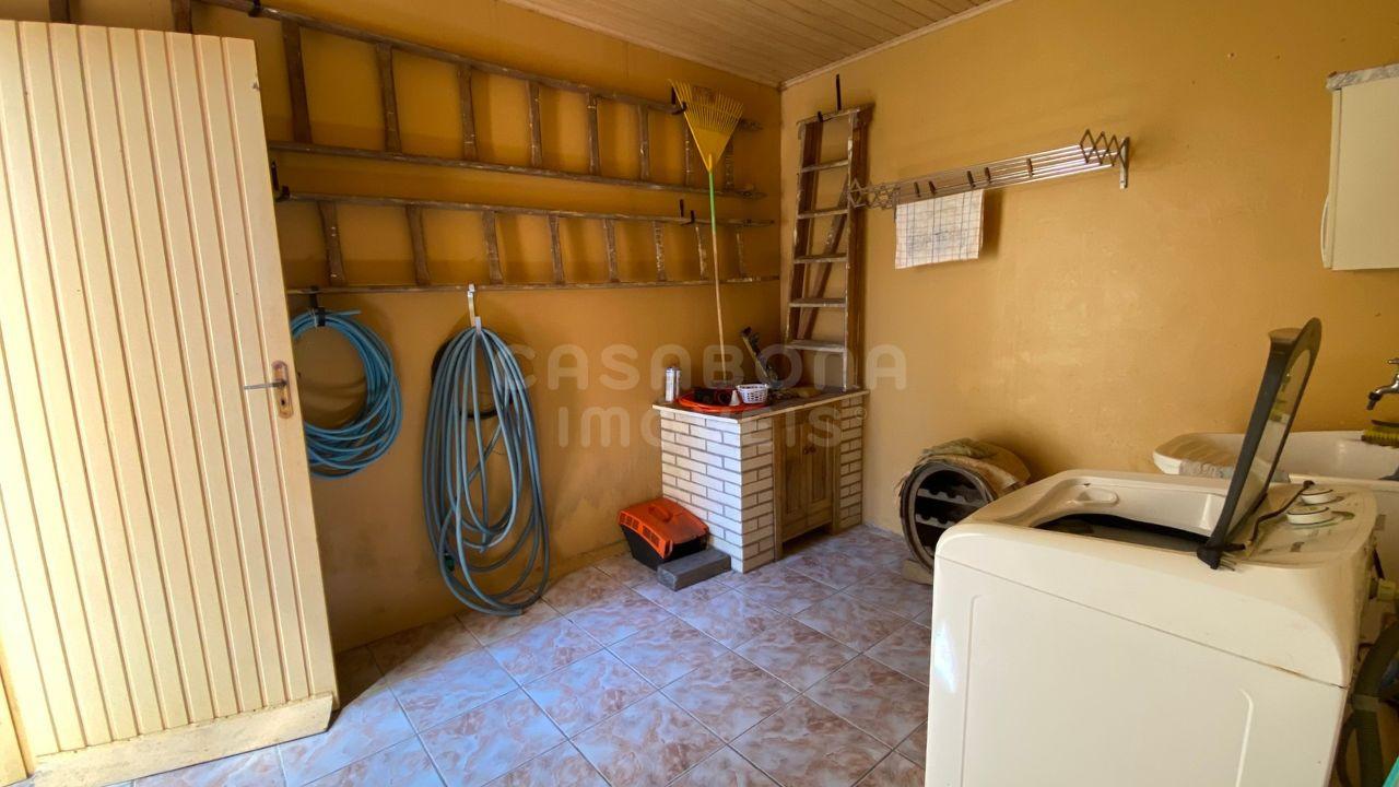 Ótima Casa de Esquina no Centro de Arroio do Sal – Perto do Mar!