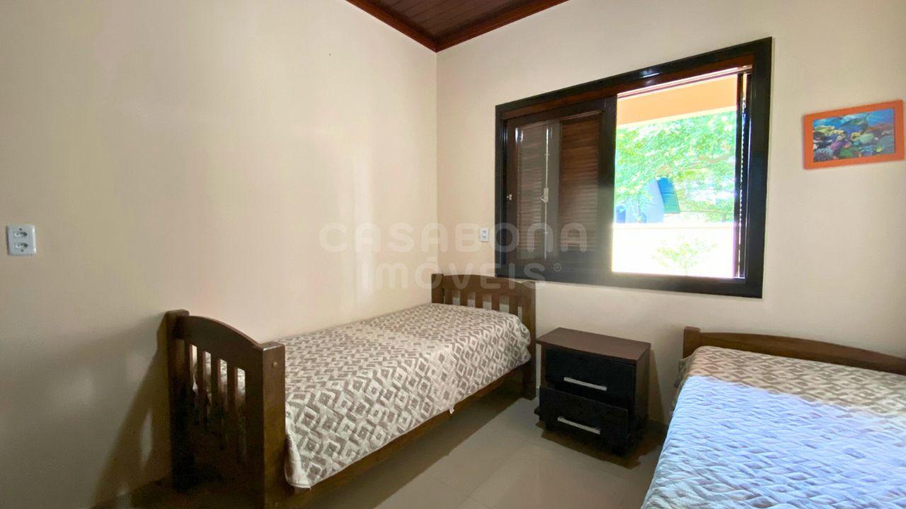 Excelente Casa à Venda em Torres - Bairro Paraíso