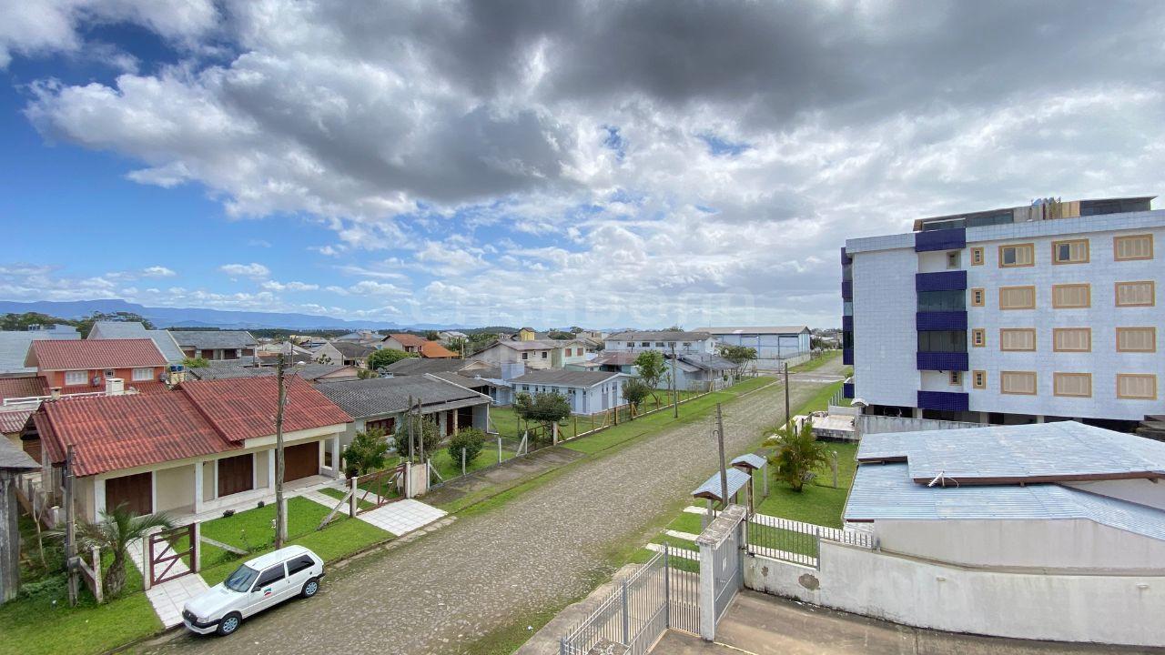 Excelente Apartamento em Areias Brancas: Conforto e Localização Privilegiada