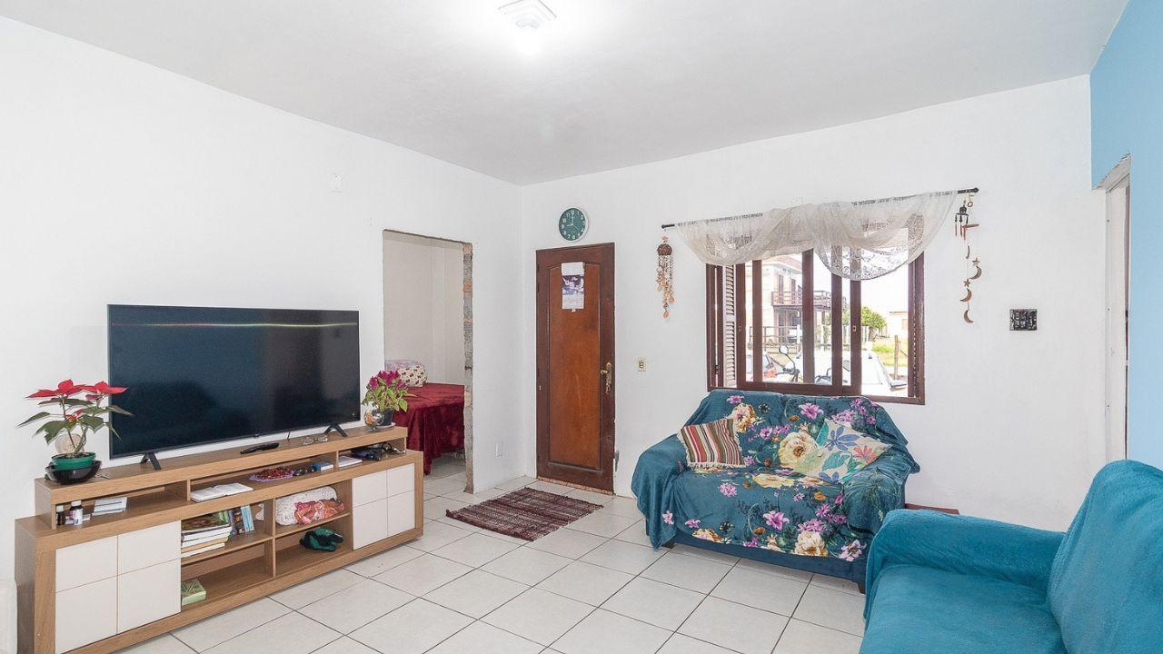 Casa Ampla com 3 Dormitórios e 1 Banheiro – Grande Potencial de Expansão