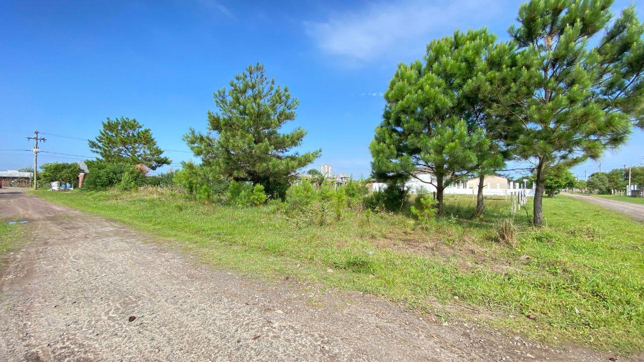 Terreno à Venda em Arroio do Sal - Bairro Figueirinha