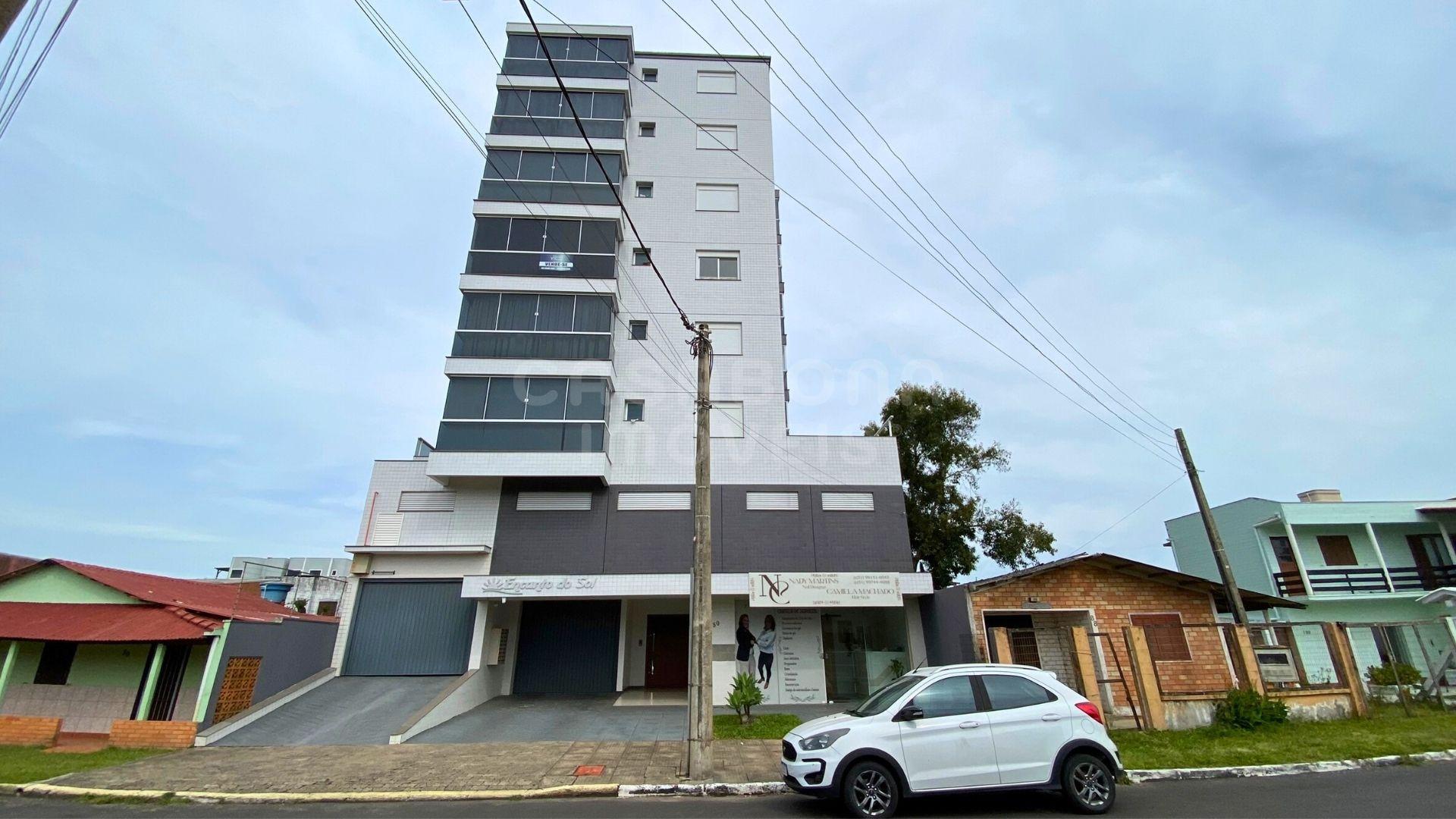 Apartamento no Centro de Arroio do Sal a 300 metros da praia